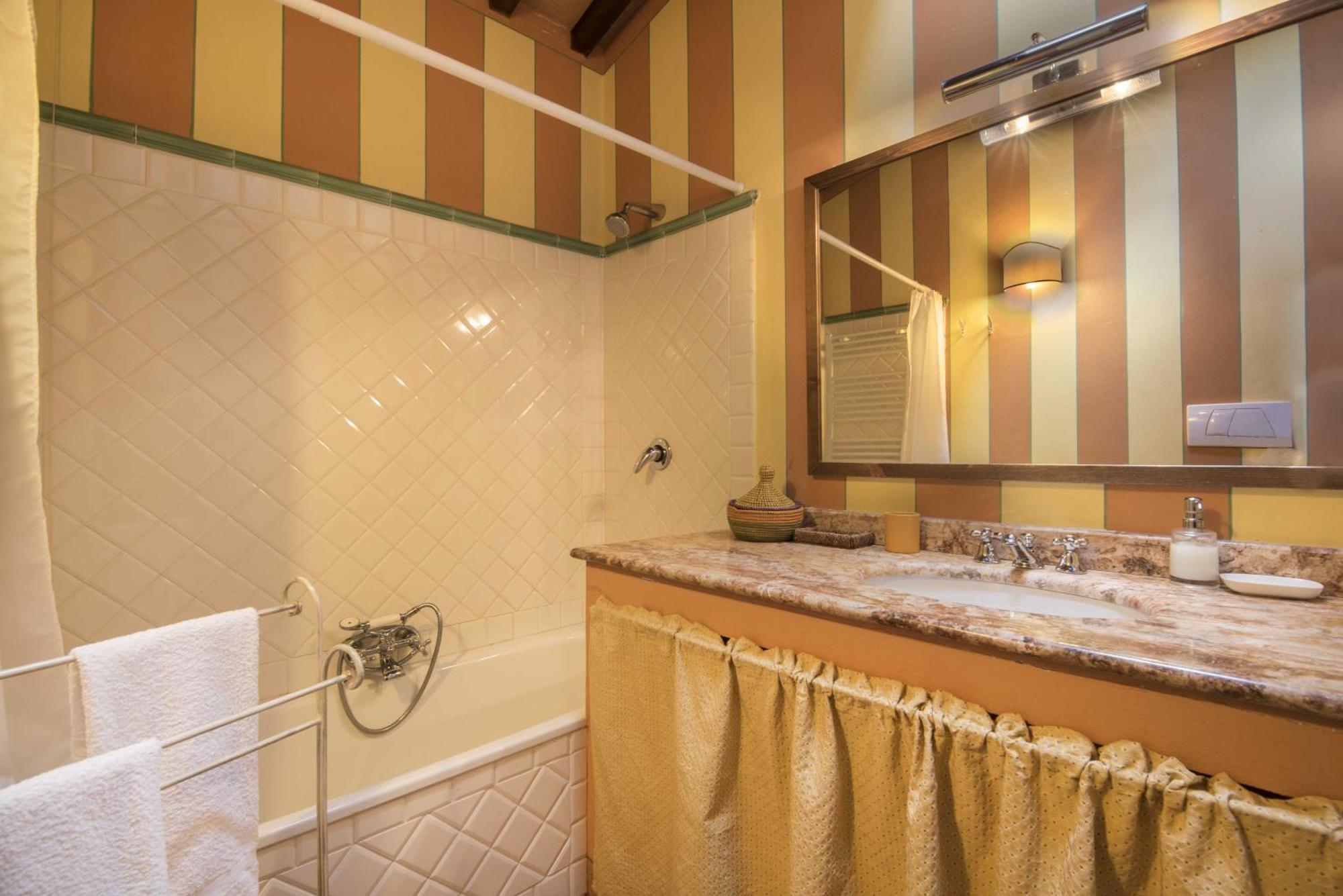 Borgo Di Camporsevoli Villa Eksteriør bilde