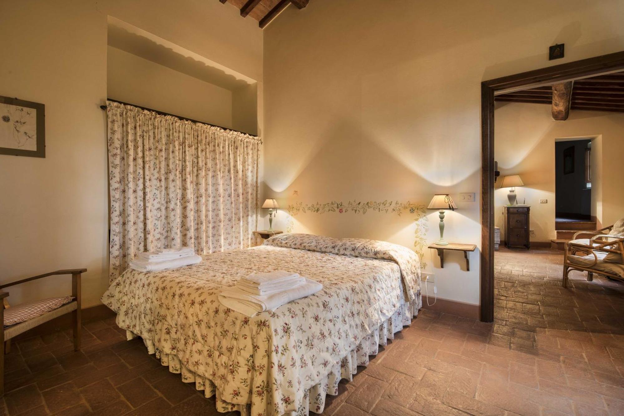 Borgo Di Camporsevoli Villa Eksteriør bilde